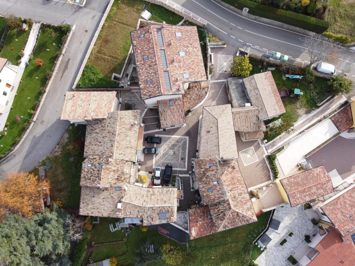 סן זנו די מונטניה Beb Da Paolo Con Vista Lago מראה חיצוני תמונה